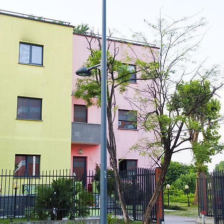 B&B Quercia Residence Milano Esterno foto