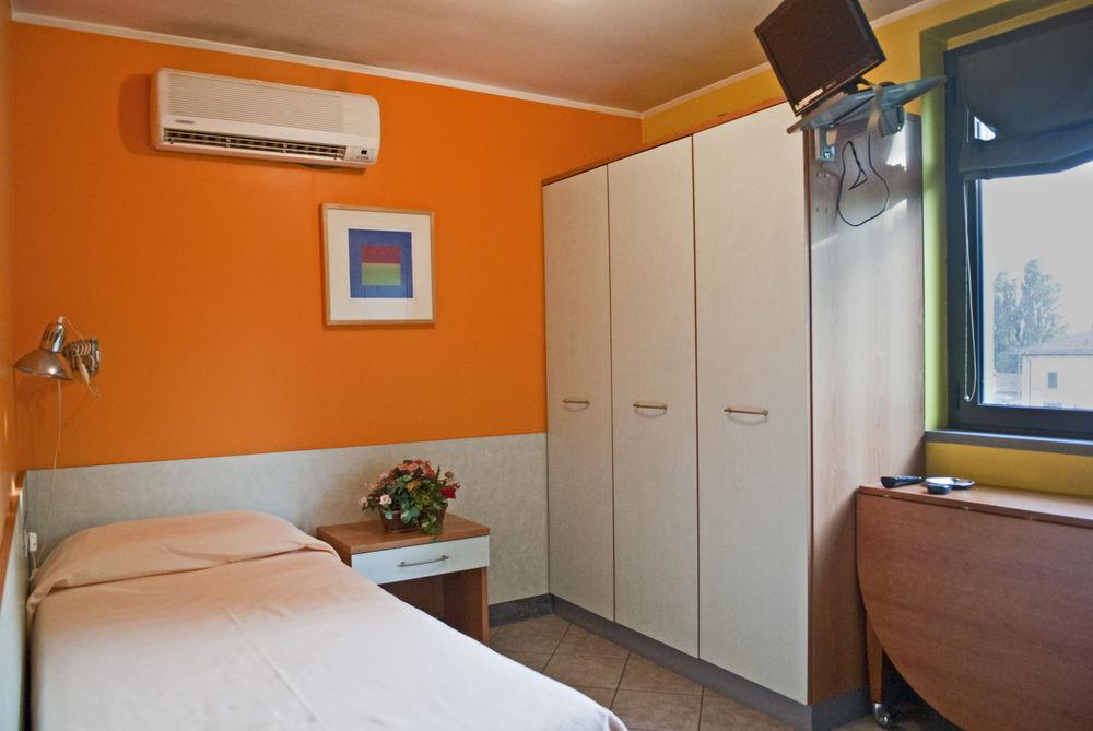B&B Quercia Residence Milano Esterno foto